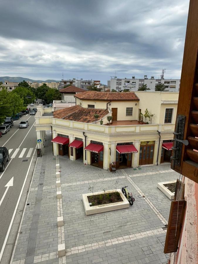 Central Charm Apartments Vlore Exterior photo