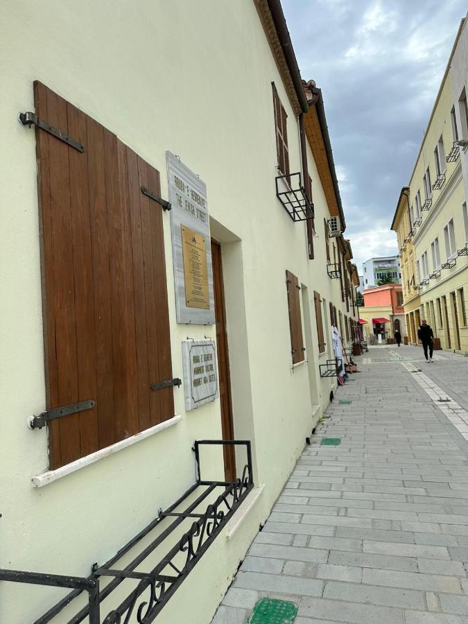 Central Charm Apartments Vlore Exterior photo