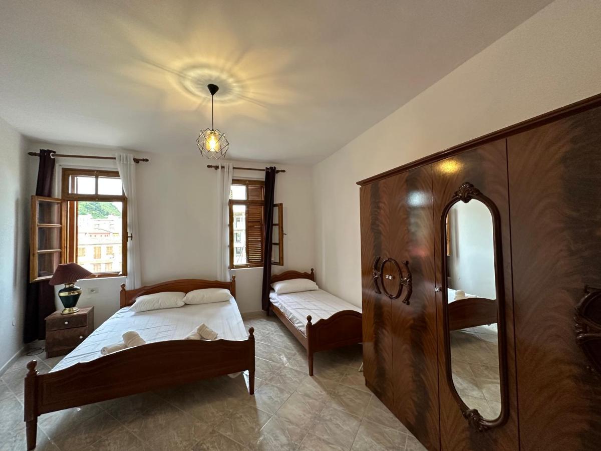 Central Charm Apartments Vlore Exterior photo