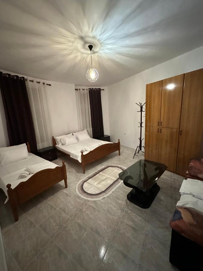 Central Charm Apartments Vlore Exterior photo